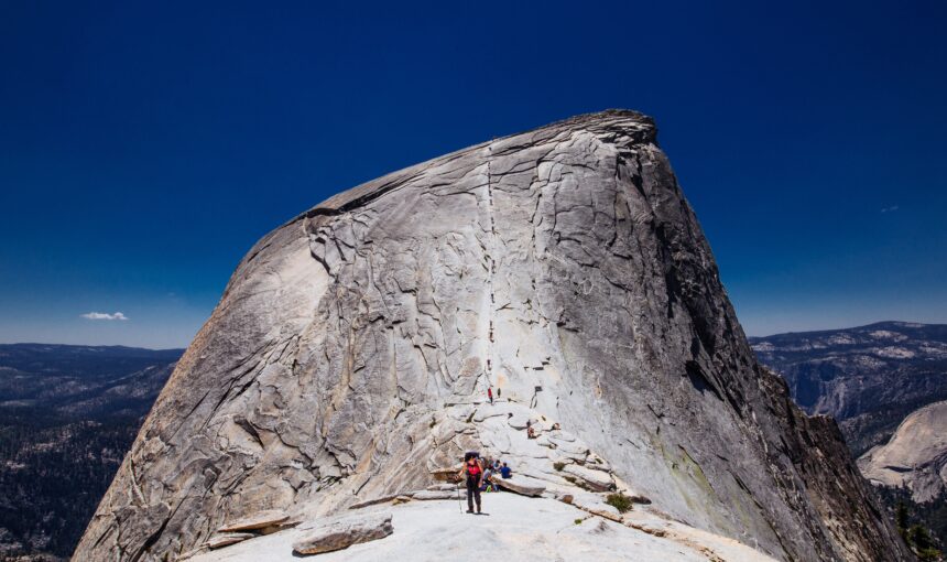 Climbing: Summit the Legendary El Capitan